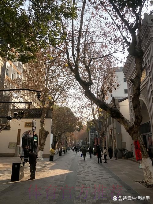 记者:今夏如果有机会的话 巴黎会追逐罗德里戈 记者:今夏如果有机会的话 巴黎会追逐罗德里戈